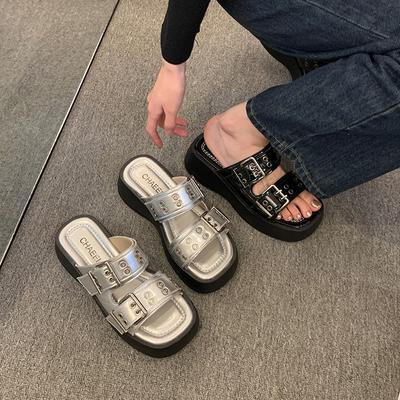 Женская обувь – Сандалии