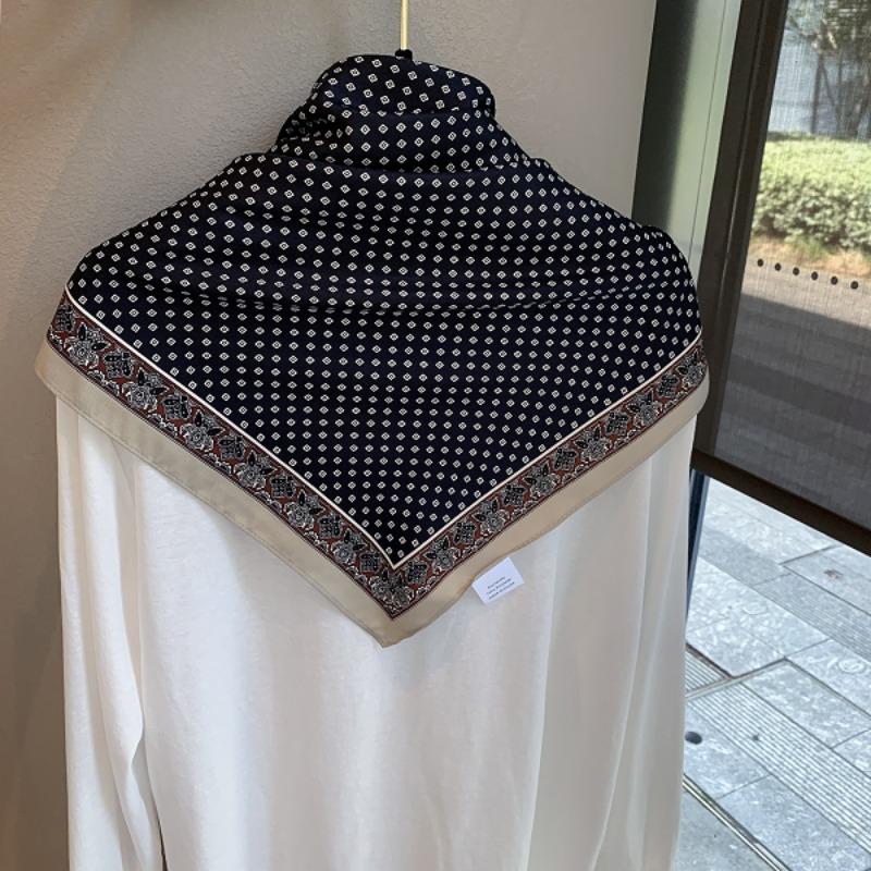 Women French Elegant Retro Fashion Large Triangular Scarf Decorative Hair Band