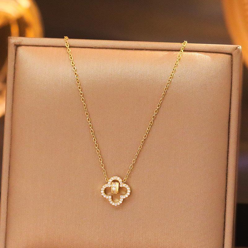 New S925 sterling silver four-leaf clover lucky bead necklace for women, niche light luxury influencer collarbone chain