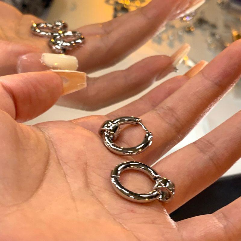 Niche Design Classy Cold Wind Ear Ring