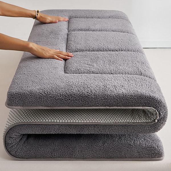 WTEMPO Bedroom Dormitory Single and Double People Padded Quilt Lamb Woolen Mattress Winter Thickened Warm Tatami Plush Cushion