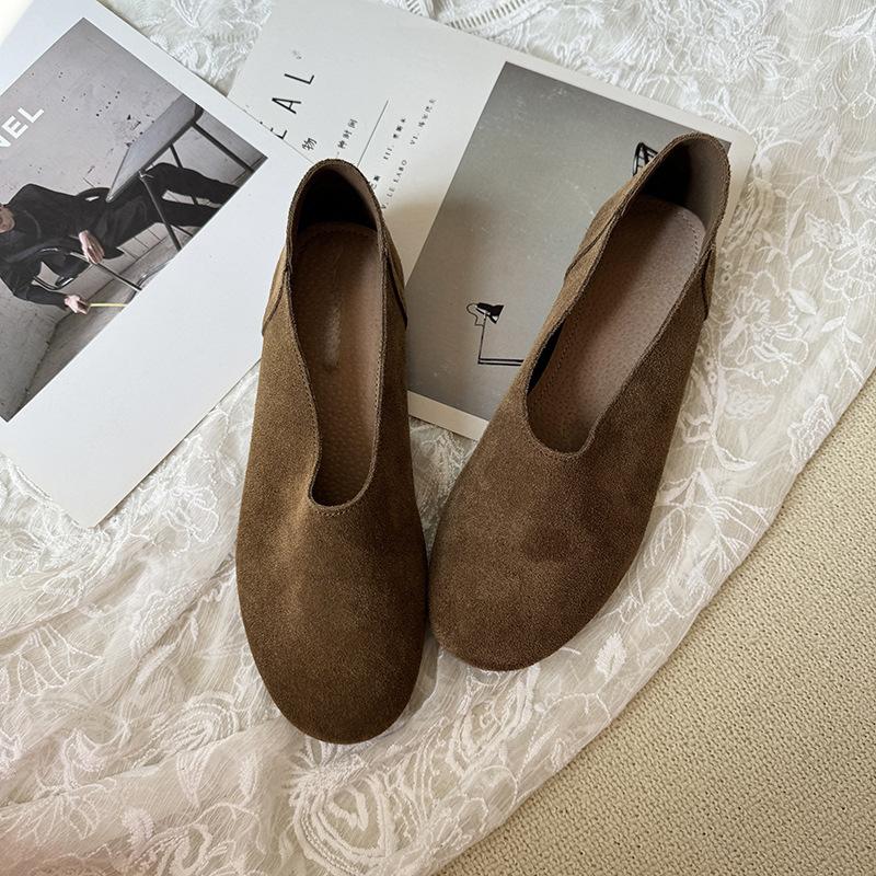 Ретро туфли бабушки женские 2025 весна и лето новые на плоской подошве с мягкой подошвой ленивые туфли-дуду на один педаль одинарные туфли с юбками