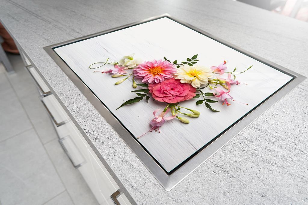 Glass stovetop protector 70x52 Flower