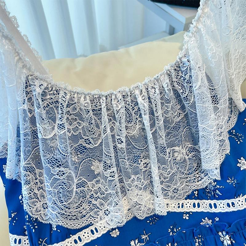 A Plus-size Women's Floral Dress with Lace Patchwork Is Designed To Cinch The Waist and Make One Look Slimmer In Summer