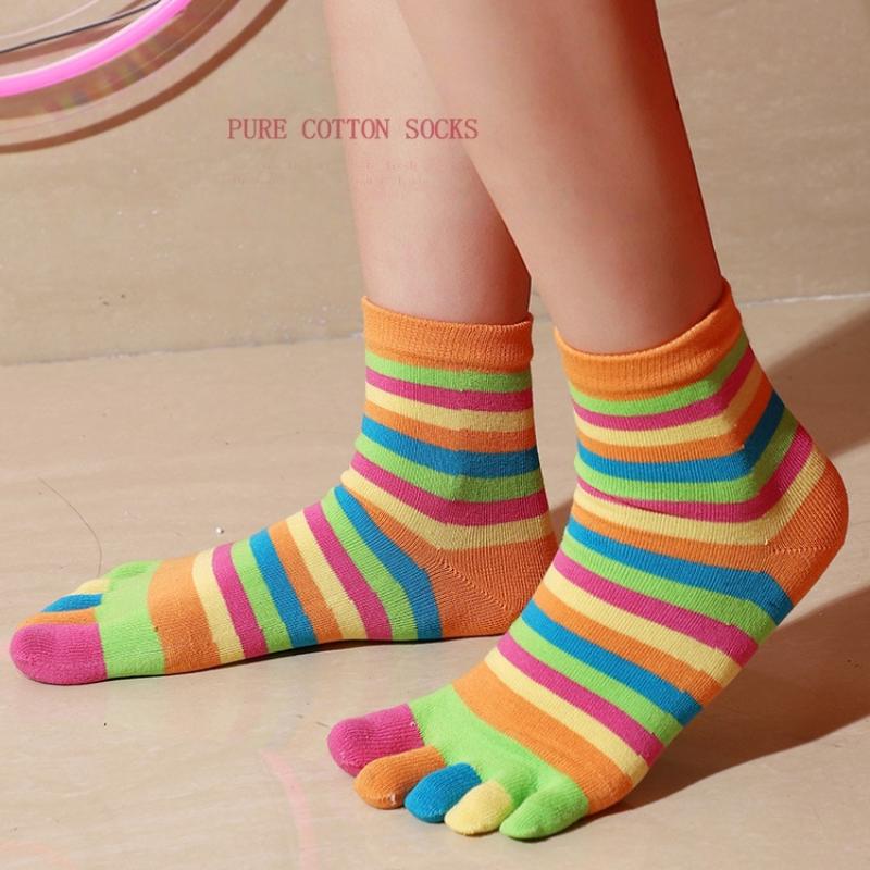 Women Short Toe Socks Colorful Rainbow Pattern Cotton Blend for Comfortable Five Finger Fit