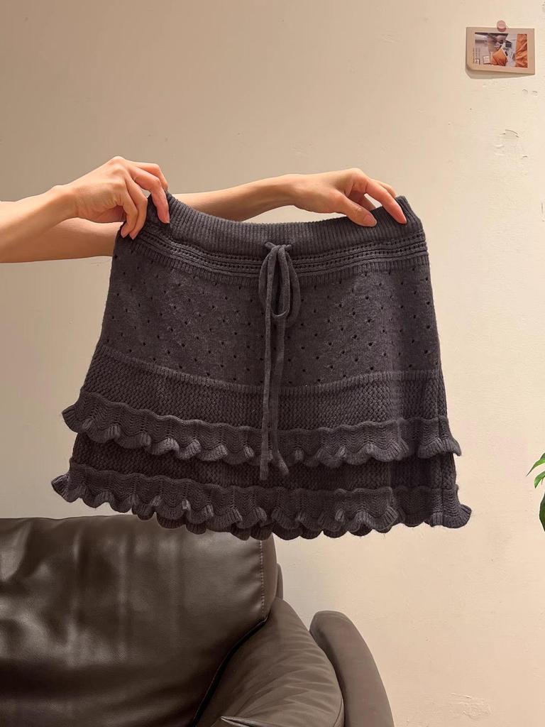 Korean Ruffled Lace Knit A-Line Skirt - Women's High Waist Slimming Short Skirt for Autumn/Winter