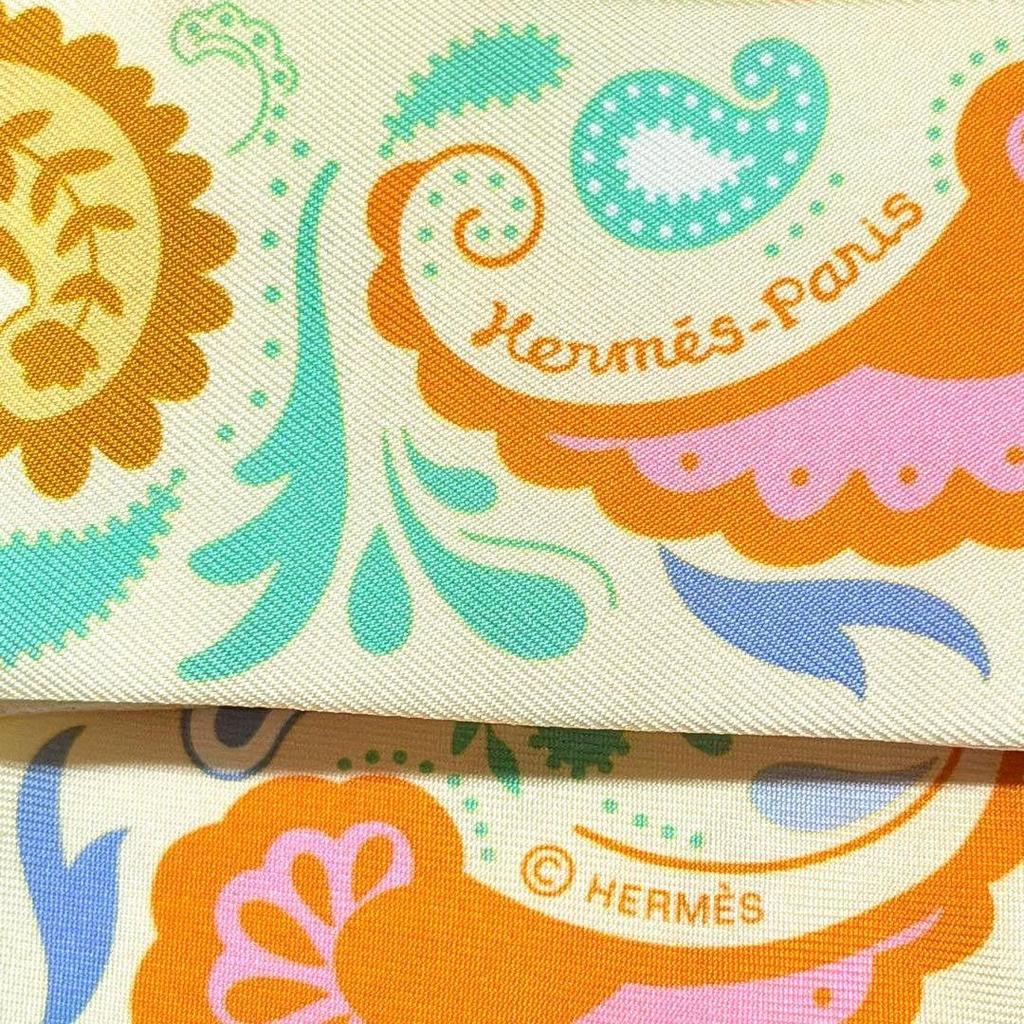 Б/у Hermes Twilly GUEPARDS BANDANA Бандана с гепардами
