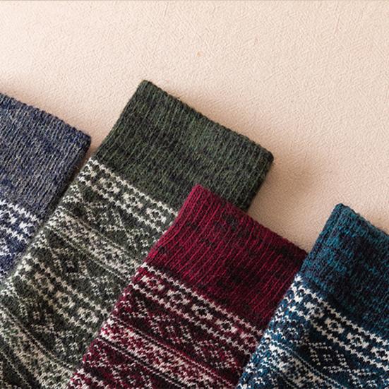 Warm Wool Socks for Men Winter Thermal Thick Crew Socks Vintage Style Retro Pattern Socks for Cold Weather