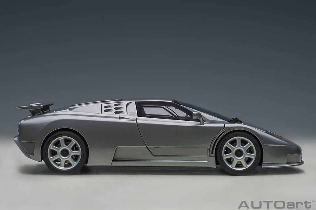AUTOart Scale Bugatti EB110 SS Silver Metallic Finished Model 70916 1/18