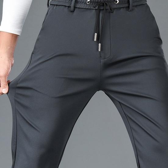 Мужские брюки Свободные прямые шнурки с эластичной резинкой на талии 2 боковых кармана Сплошной цвет Дышащие мягкие повседневные спортивные штаны полной длины Повседневные длинные спортивные брюки
