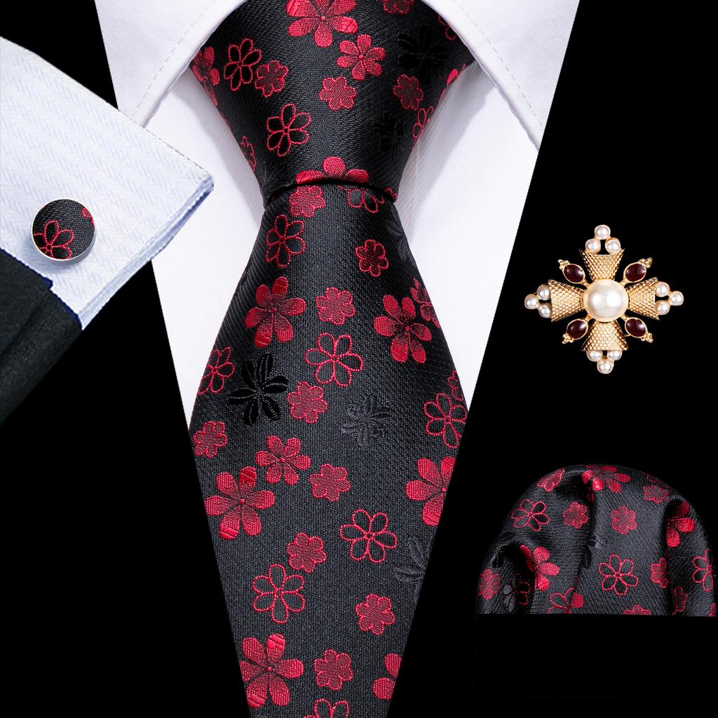 Комплект для мужчин: галстук, брошь и карманный платок