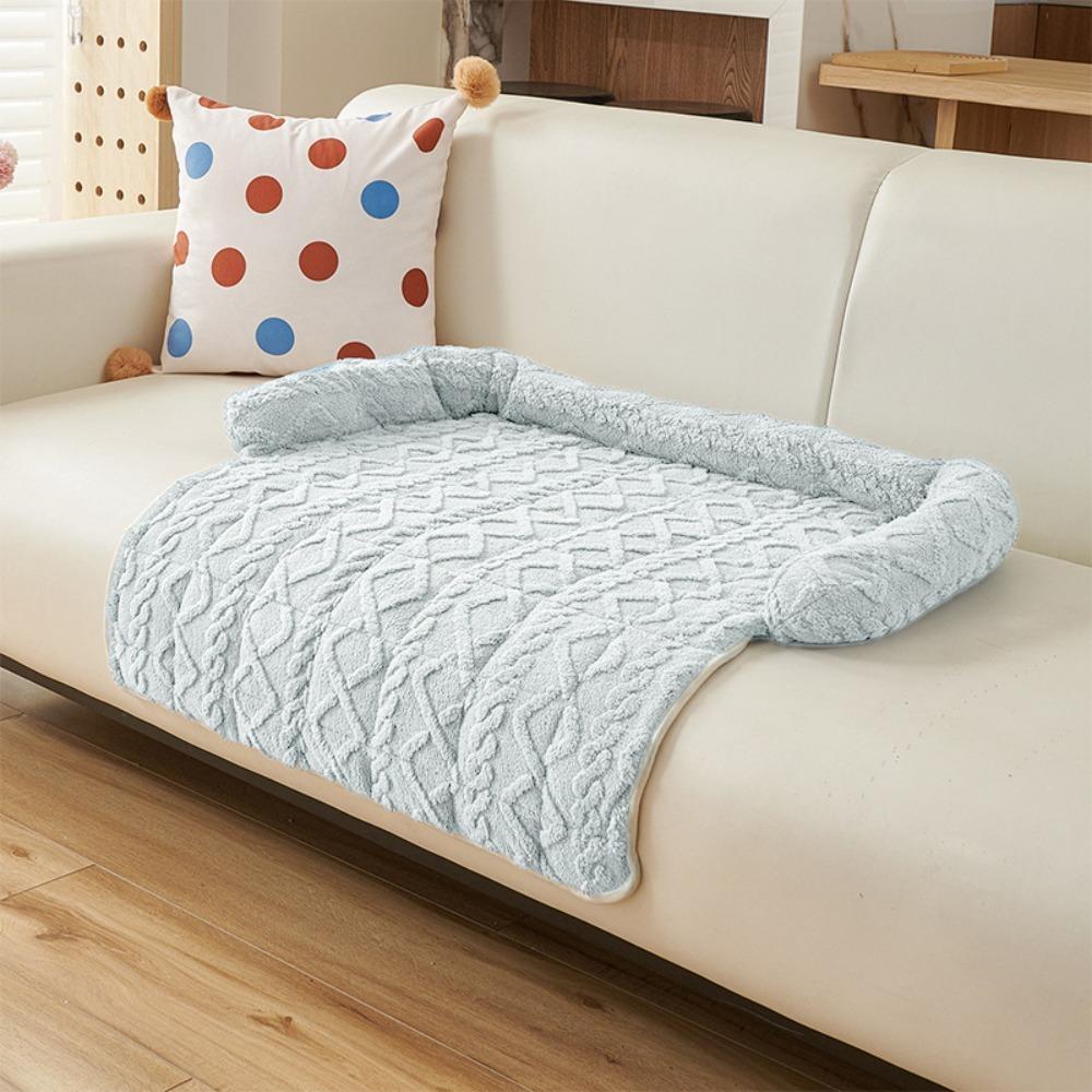 Non-Slip Pet Sofa Bed Wear-resistant Cat Bed Mat Comfortable Pet Plush Blanket  Winter