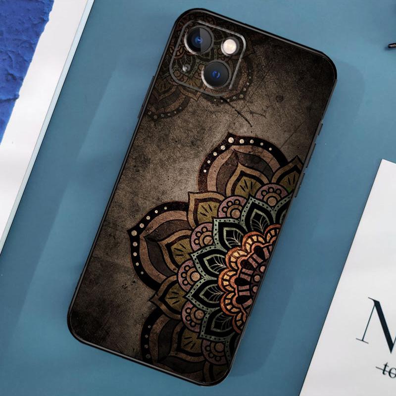 Indian Pattern Mandala Phone Case For iPhone 15 13 12 11 14 Pro Max Mini X XR XS MAX SE 2020 7 8 Plus Back Cover