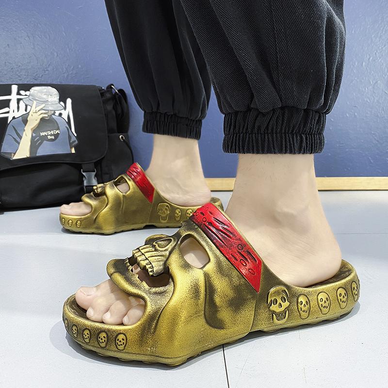 2024 Slippers Men's Skull Fashion Summer Outdoor Wear Stepping On Feces Feeling Indoor Home Home Non-slip Sandals and Slippers