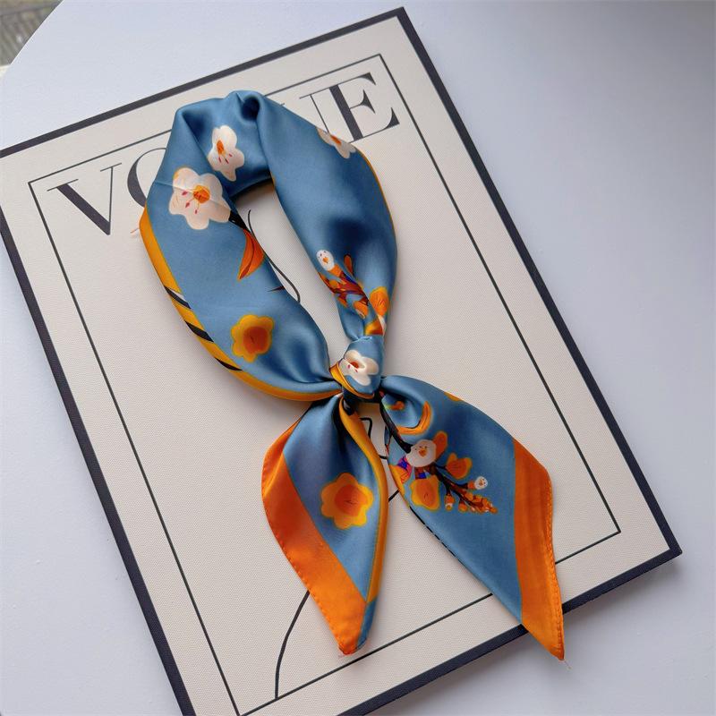 New Hundred Hundred Satin Letter Print Neckerchief 70×70 Silk Scarf Small Square Scarf High Sense of French Scarf