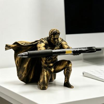 3D-печатный держатель для ручек Супермен Настольные аксессуары Креативная подставка для демонстрации ручек Смешная подставка-держатель для ручек и карандашей для домашнего офиса