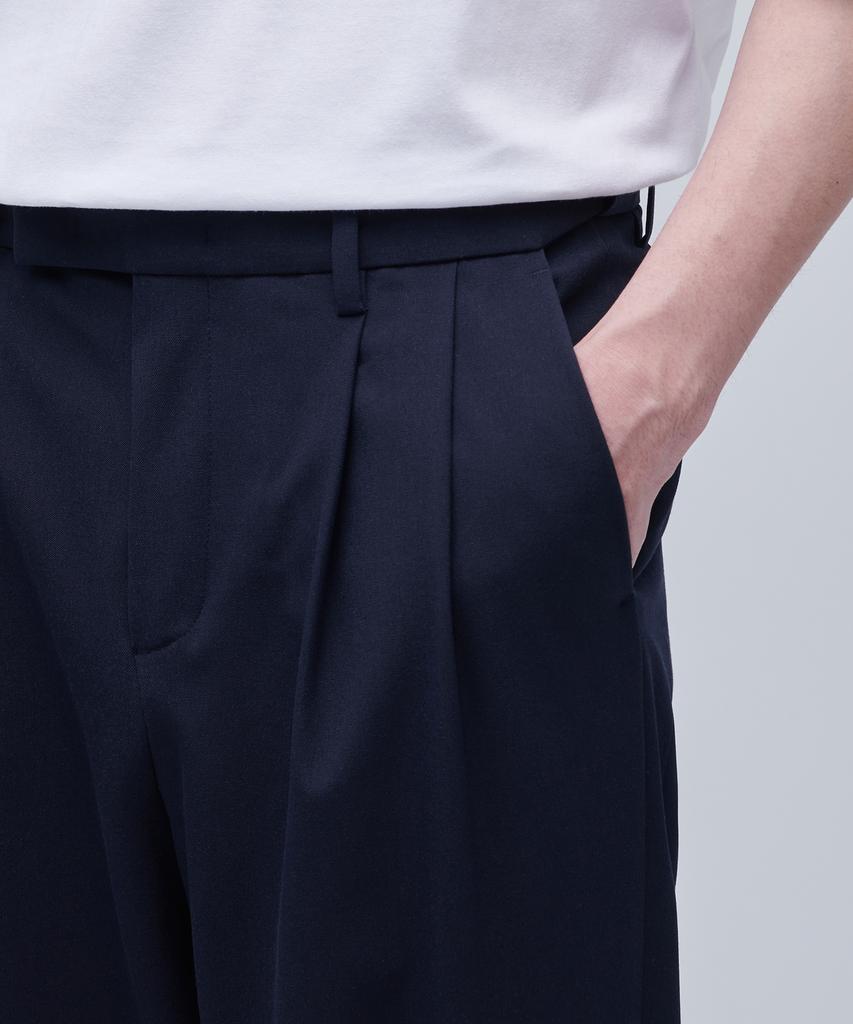 MUSINSA STANDARD Recycle Two-Tuck Wide Hidden Banding Slacks [Navy]