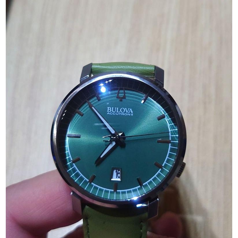 Б/у ЧАСЫ BULOVA ACCUTRON II Bulova Accutron II Surveyor Зеленые