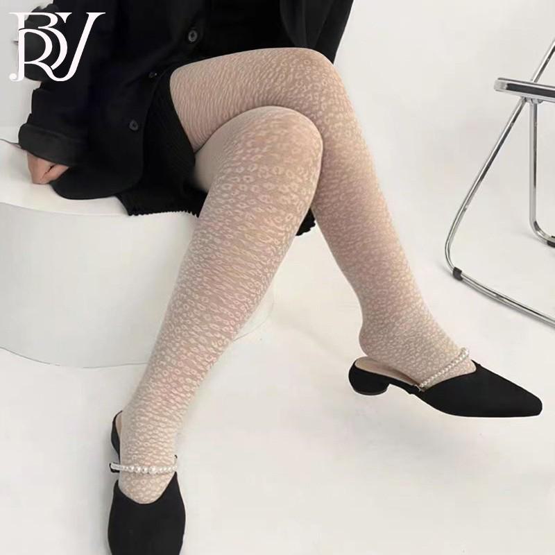Leopard Print Jacquard Slimming White Pantyhose for Women - Retro, Sexy, and Perfect for Early Autumn
