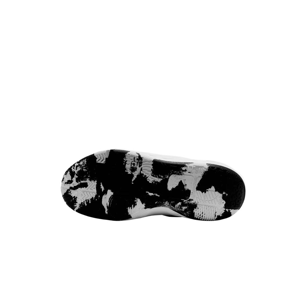 Nike Team Hustle D 12 White Black (GS)