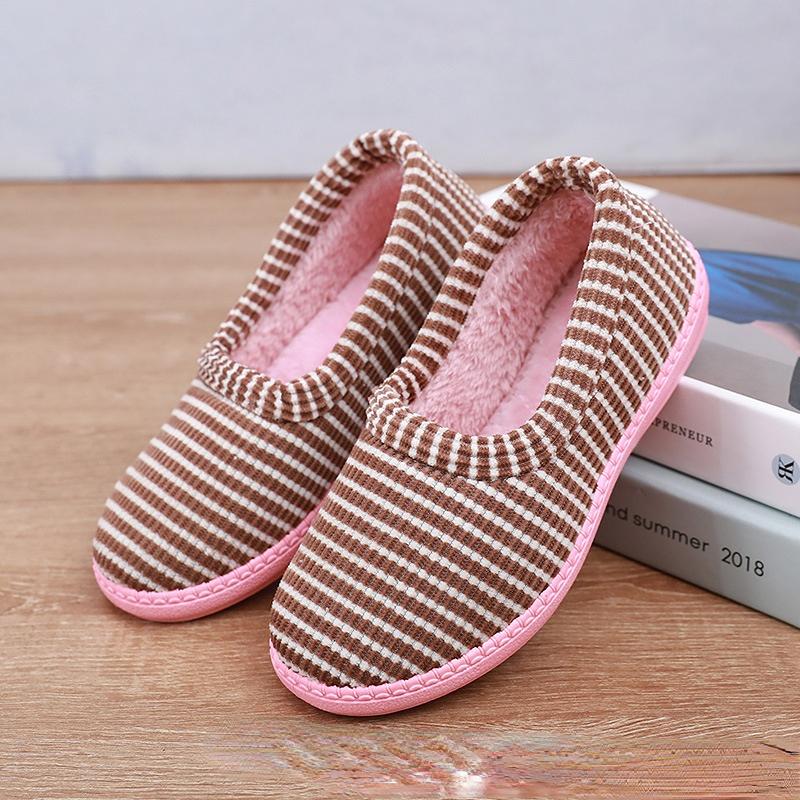 Зимние хлопковые тапочки. Женская хлопковая обувь. Сумка на каблуке. Милые домашние хлопковые тапочки в полоску. Нескользящая теплая плюшевая хлопковая обувь с низким берцем.