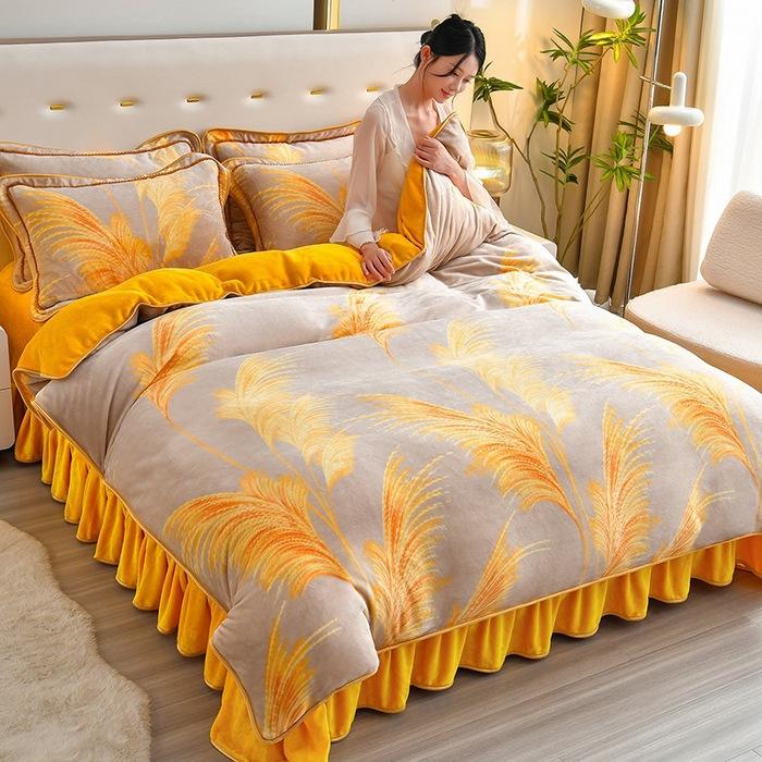 Light luxury high-end thickened milk fleece four-piece set, winter warm quilt cover, double-sided coral fleece anti-static three-piece set