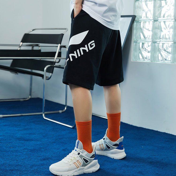 Повседневные шорты Li Ning мужские черные AKSR551-1
