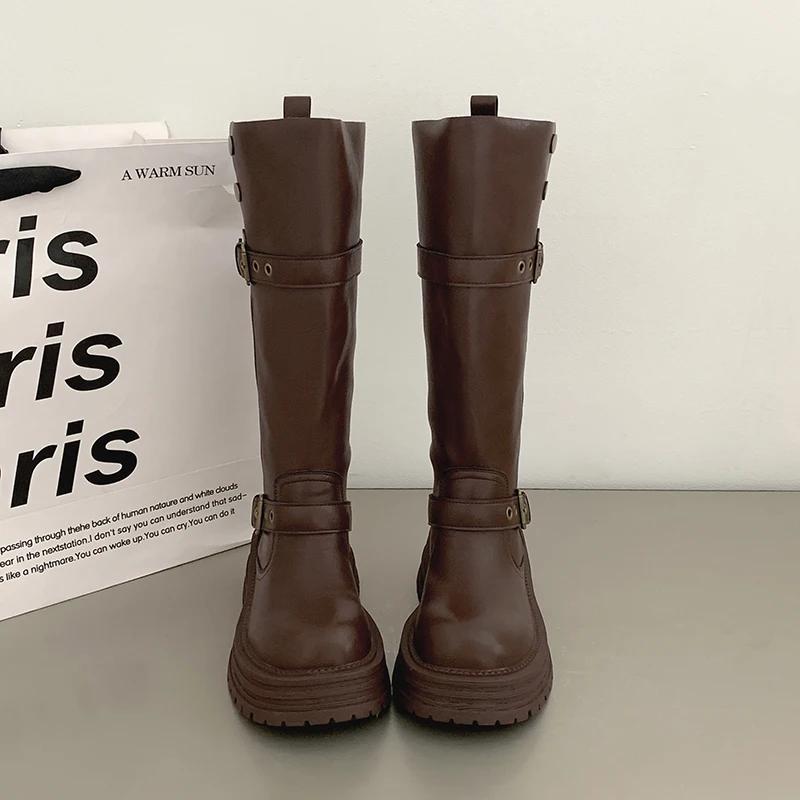 Зимние ботфорты на платформе для женщин, модные ботильоны с ремешком и пряжкой, винтажные ботильоны на низком квадратном каблуке, женская обувь