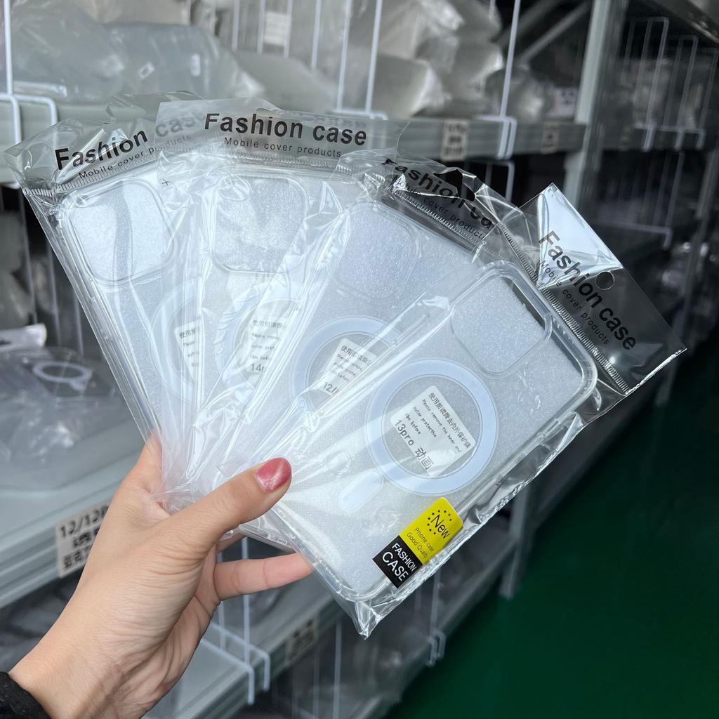 Подходит для iPhone16Pro Анимация Всплывающее окно Магнитное притяжение 15ProMax Большое отверстие 14PRO Прозрачный Противоударный 12 Защитный чехол