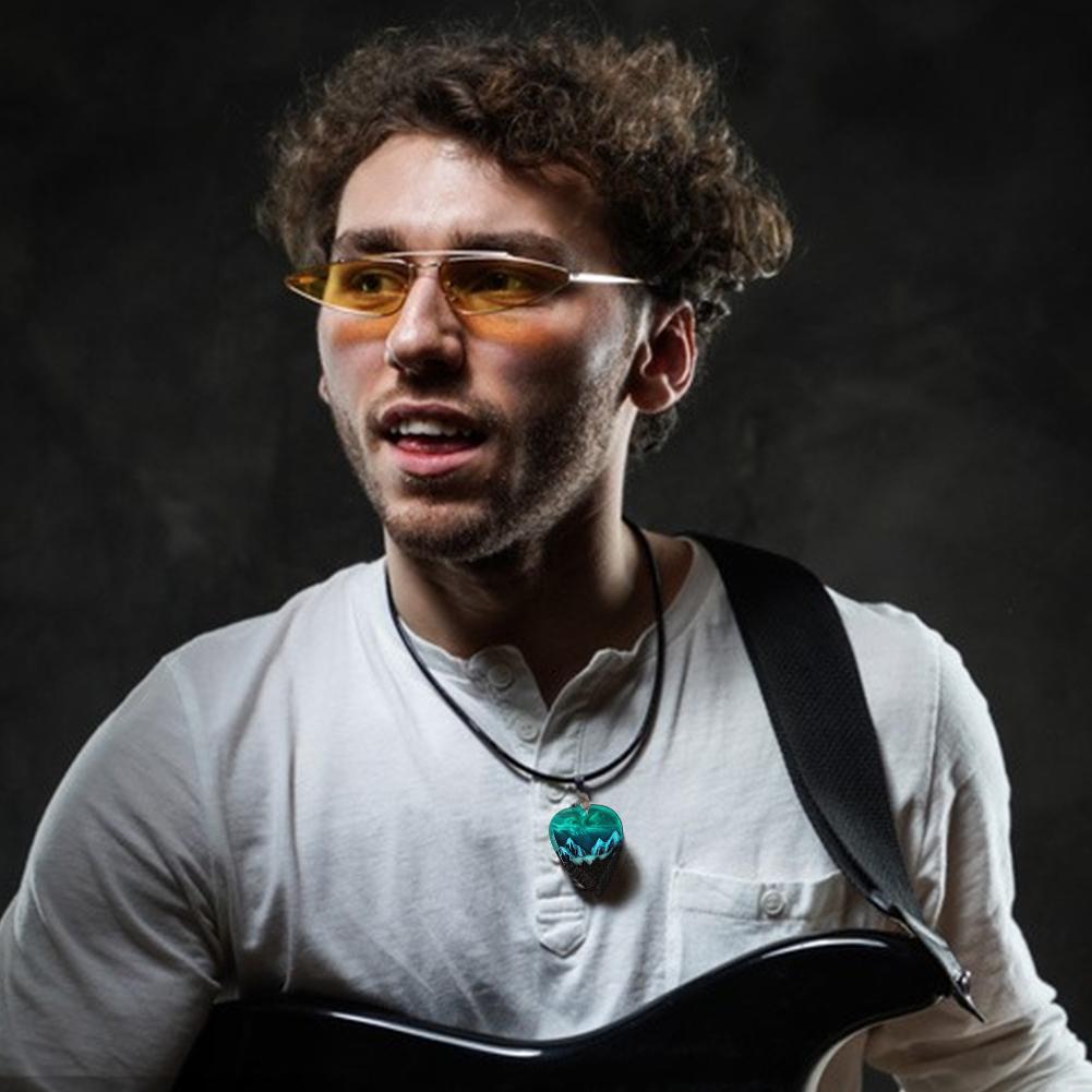 Epoxy Resin Electric Guitar Picks Creative Pendant Guitar Pick Plectrums Guitar Plectrums Stringed Instrument Accessories