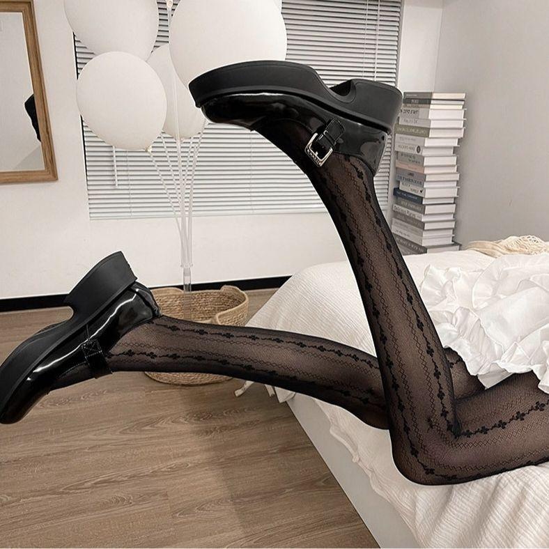 Японский стиль Вертикальная полоска Цветочные чулки Универсальные колготки Девичьи Тонкие черные чулки Сексуальный черный шелк