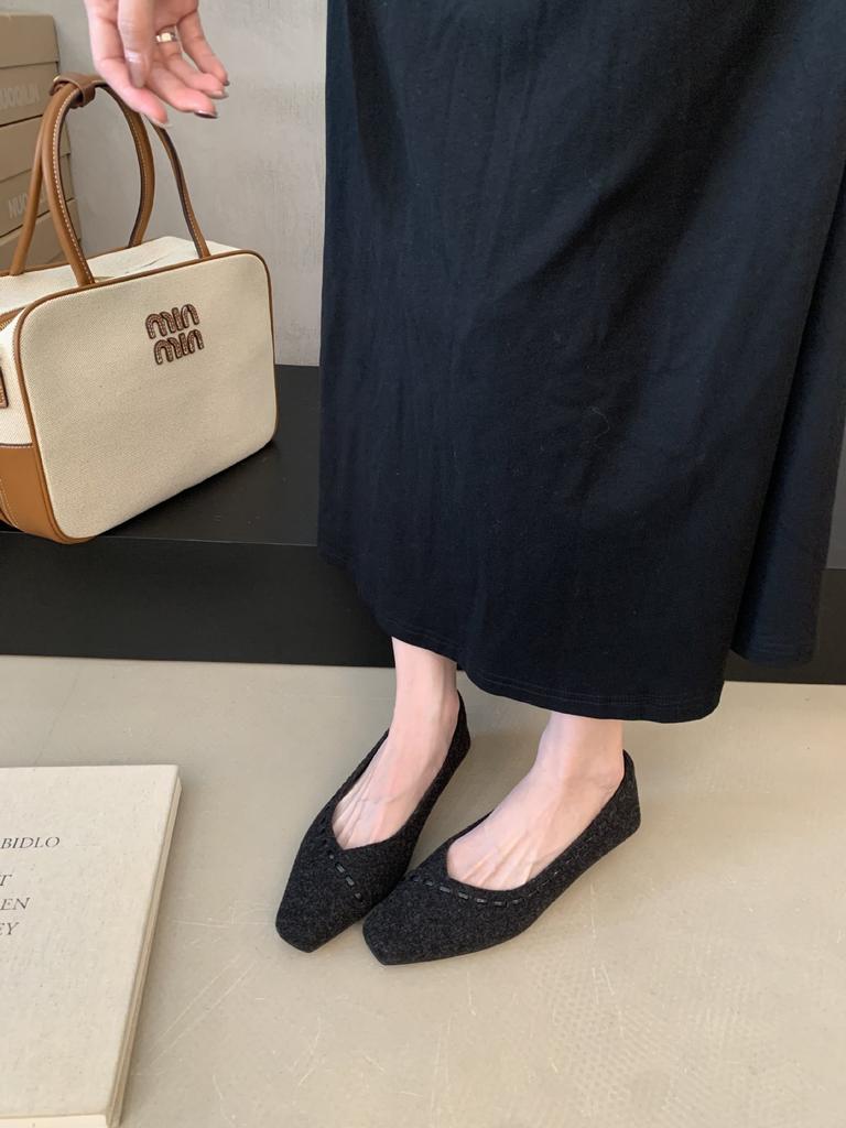 Low-heeled French Light-mouth Single Shoes Women's Shoes Spring 2025 New Temperament Versatile Woolen Evening Shoes