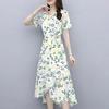 Платье с цветочным принтом для женщин с V-образным вырезом, коротким рукавом, струящимся запахом, платье миди с оборками и неровным подолом, платье А-силуэта для пляжного отдыха