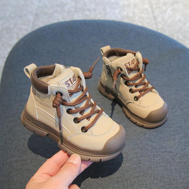 Детская обувь, новые нескользящие зимние ботинки с толстой подошвой и хлопковыми вставками, модные теплые плюшевые кроссовки для девочек, мягкая подошва, кроссовки для кампуса