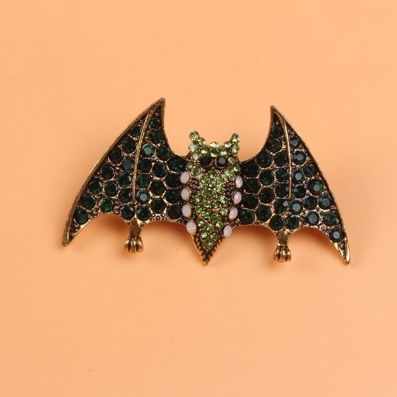 Creative Design Bat Brooch, Alloy Diamond-Encrusted Animal Corsage, Anti-Light Clothing Accessories Pin