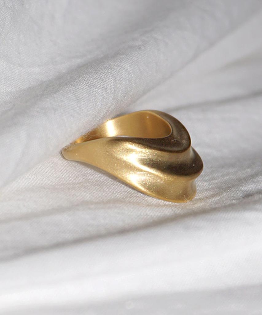 Siega House 3-Layered Fold Ring (Soft- Gold)