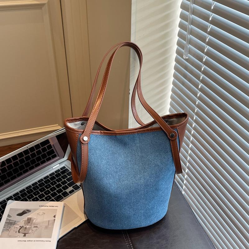 Джинсовая сумка женская большой вместимости новая осенне-зимняя универсальная сумка через плечо популярная сумка-ведро
