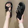 Крутые тапочки женские летние новые с юбкой платформа пляжные сандалии модные универсальные шлепанцы
