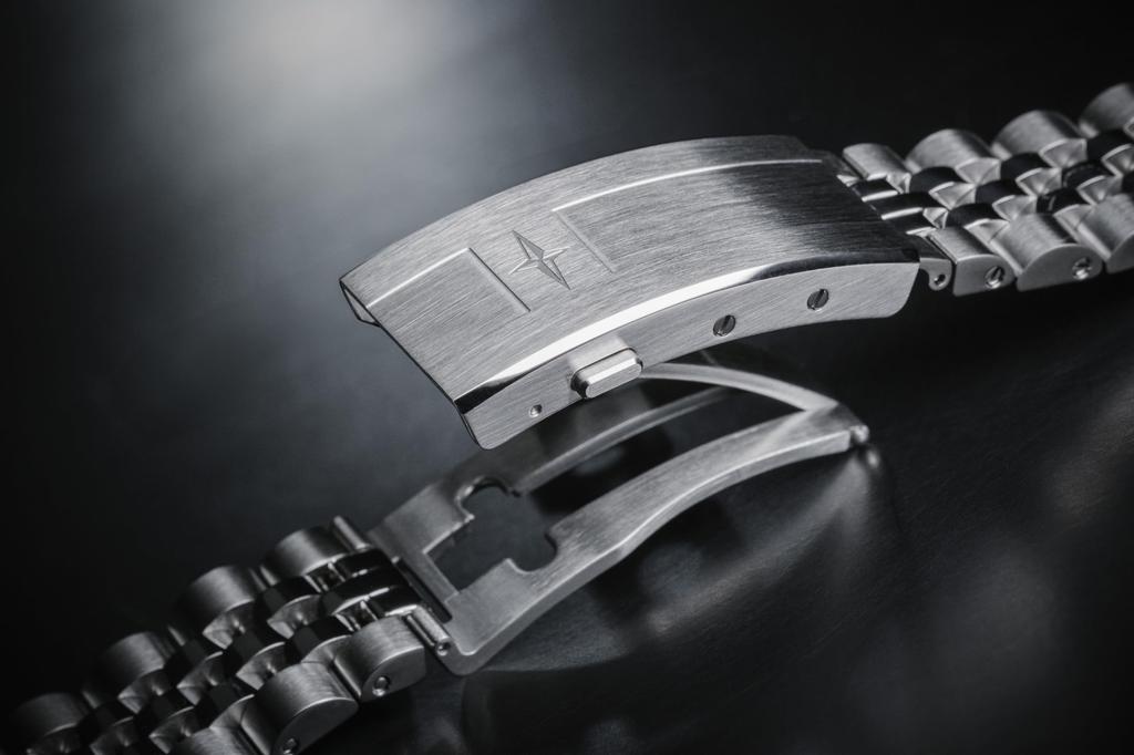 Davosa Ternos Ceramic Swiss Date 200M Водонепроницаемые часы, Сделано, Автоматические, Отображение, Водонепроницаемость, 161.555.04w