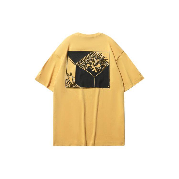 Li-Ning X Disney Joint Keith Haring Mickey Print Свободная футболка с круглым вырезом и короткими рукавами Мужские топы светло-охристо-желтые AHSR503-4