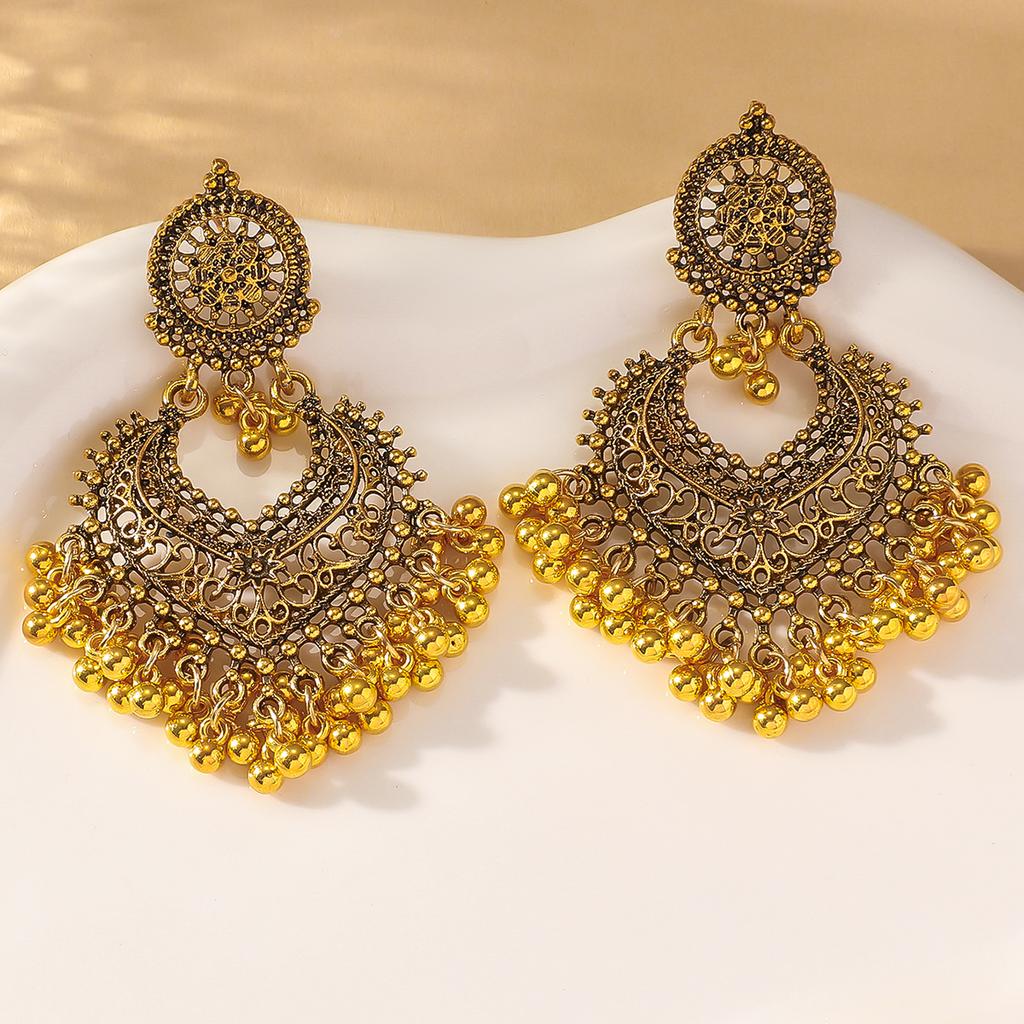 European and American retro Bohemian long tassel water droplet earrings with heavy creative high-end feel earrings