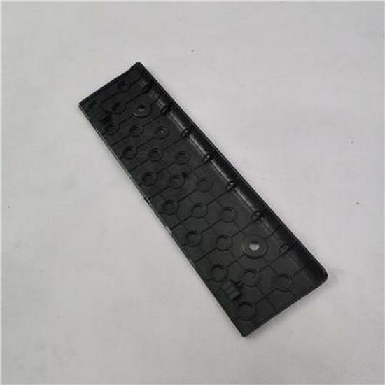 Правая подножка для бампера Foton M4831010900A0