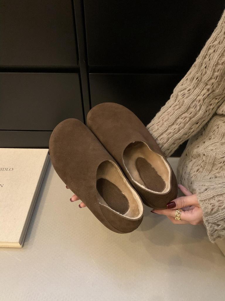 Туфли женские бархатные туфли Doudou осенью 2025 года новые большие уродливые милые туфли ретро две носят ленивые туфли