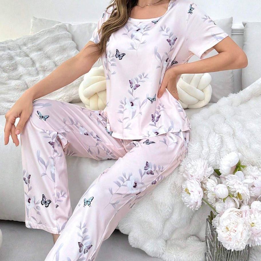 Plus Size Women's Pajama Set: Round Neck Short Sleeve Top and Long Pants - All-Season European American Style