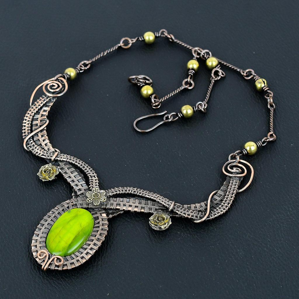 Ожерелье из лабрадорита с зеленым отблеском, украшения ручной работы, ожерелье, обернутое медной проволокой 999 пробы, дизайнерские украшения из драгоценных камней, ожерелье с регулируемой цепочкой, подарок для мамы