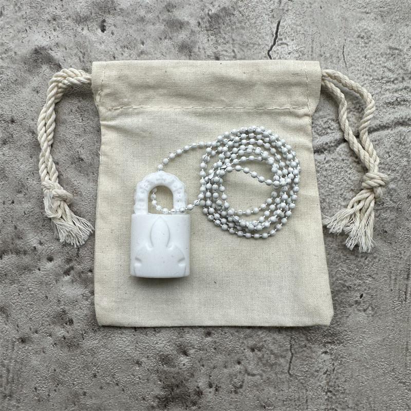 Силиконовое ожерелье с готическим мечом-крестом, разноцветное, для модной повседневной носки