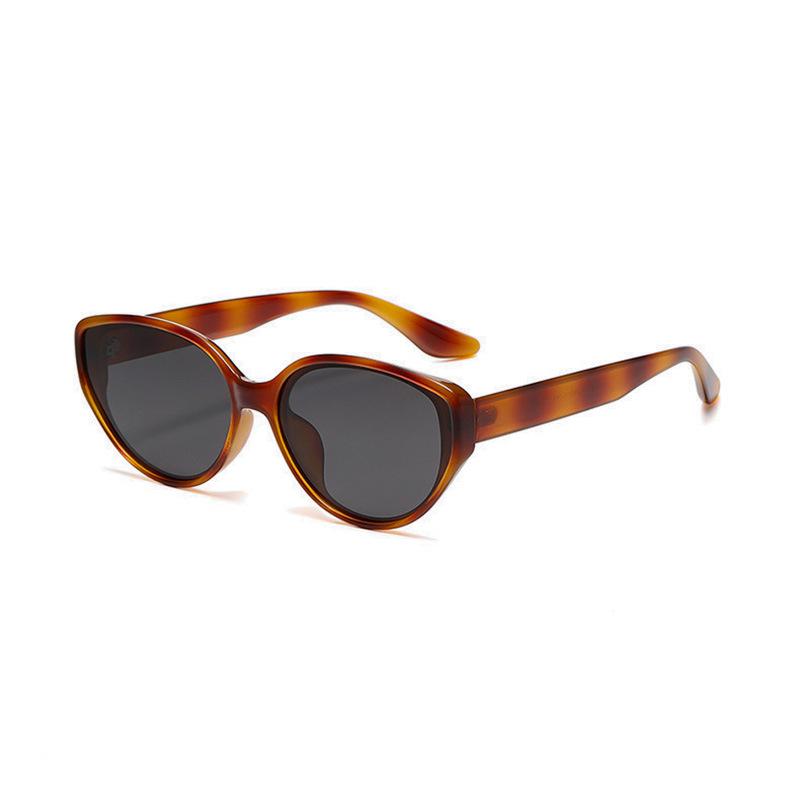 Internet celebrity cat eye sunglasses women show small face summer advanced sense UV protection fashion small frame polarized sunglasses
