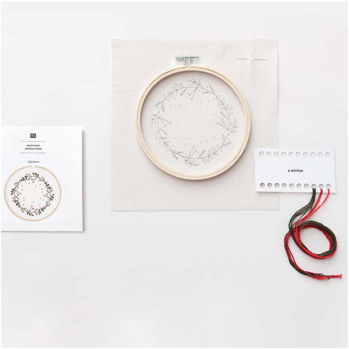 Kit broderie couronne de Noël Ø 15 cm