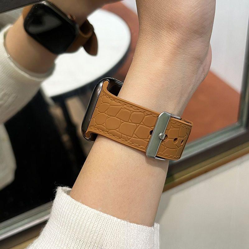 Силиконовый ремешок для Apple Watch - Ремешок для iWatch Ultra/11/10//9/8/7/6/5/4/3/2/1/SE/SE2022 Пряжка с квадратной пластиной 49мм 45мм 44мм 42мм 41мм 40мм 38мм