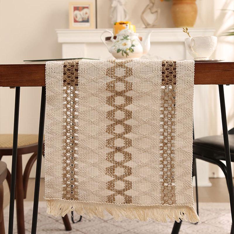 Дорожка для стола с кисточками из хлопка и льна в этническом стиле - легкое роскошное праздничное украшение